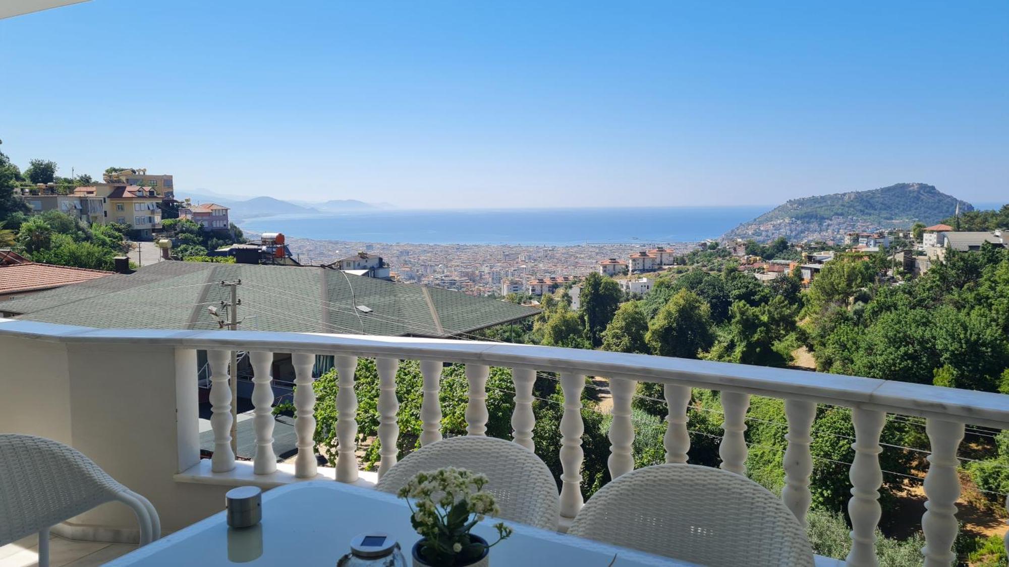 Mit Einzigartigem Ausblick Villa